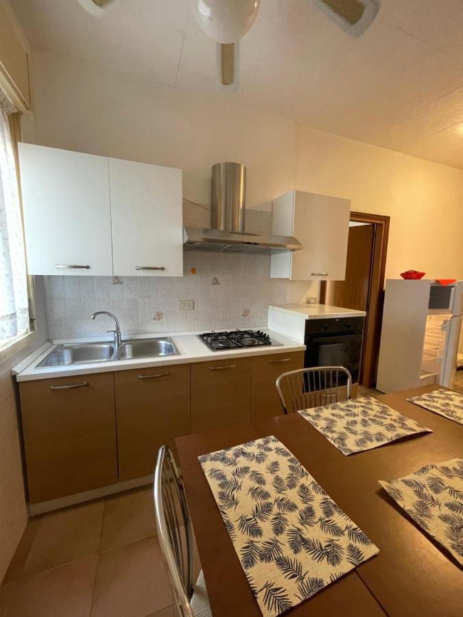 Apartamento Foscolo Sunset House Lido di Jesolo Exterior foto