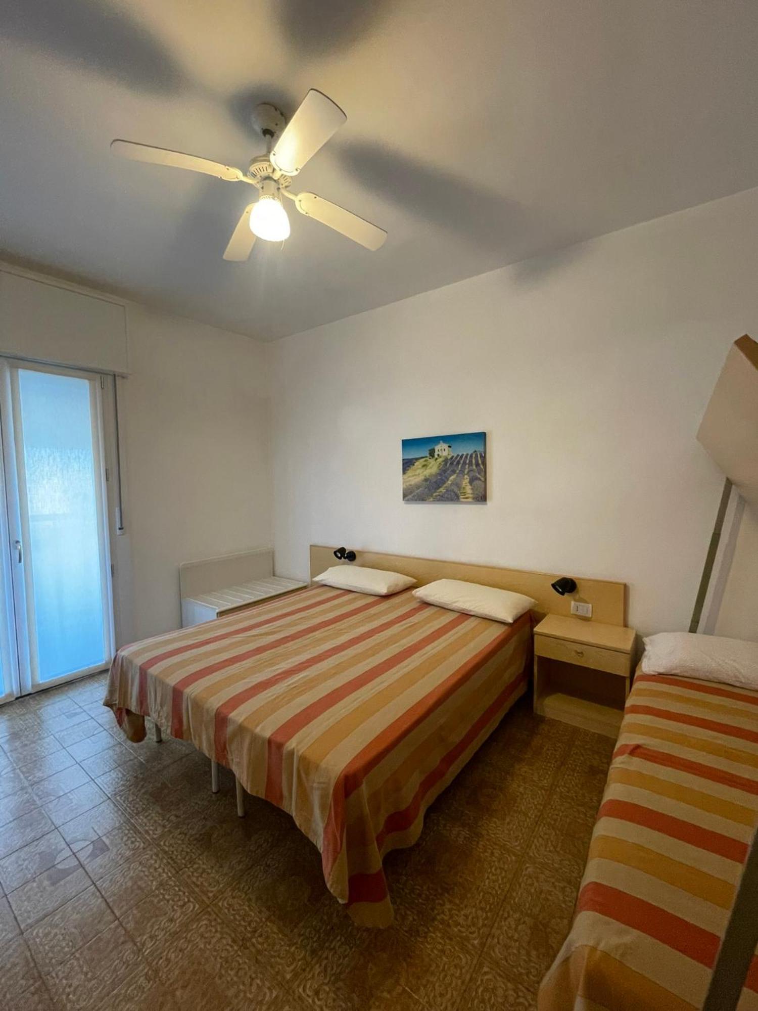 Apartamento Foscolo Sunset House Lido di Jesolo Exterior foto